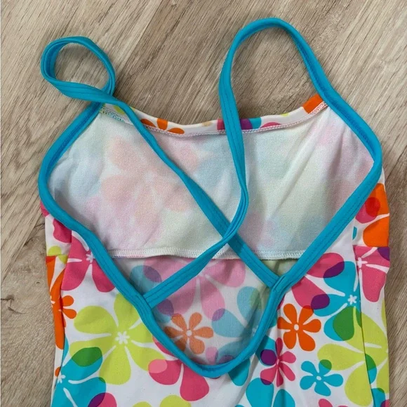 Two Girls Bathing Suits - Picture 6 of 8